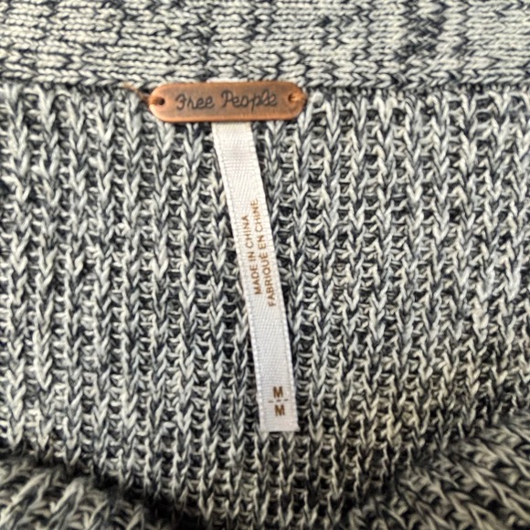 Free People Alana Off The Shoulder Knit Sweater Gray Casual Relaxed Womens M - Picture 4 of 11